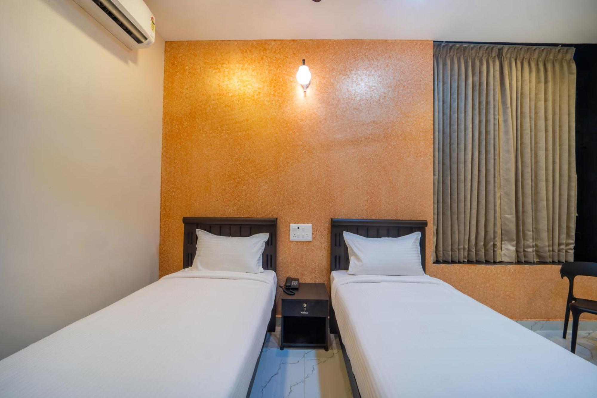 Vr Paradise Inn Kelambākkam 외부 사진
