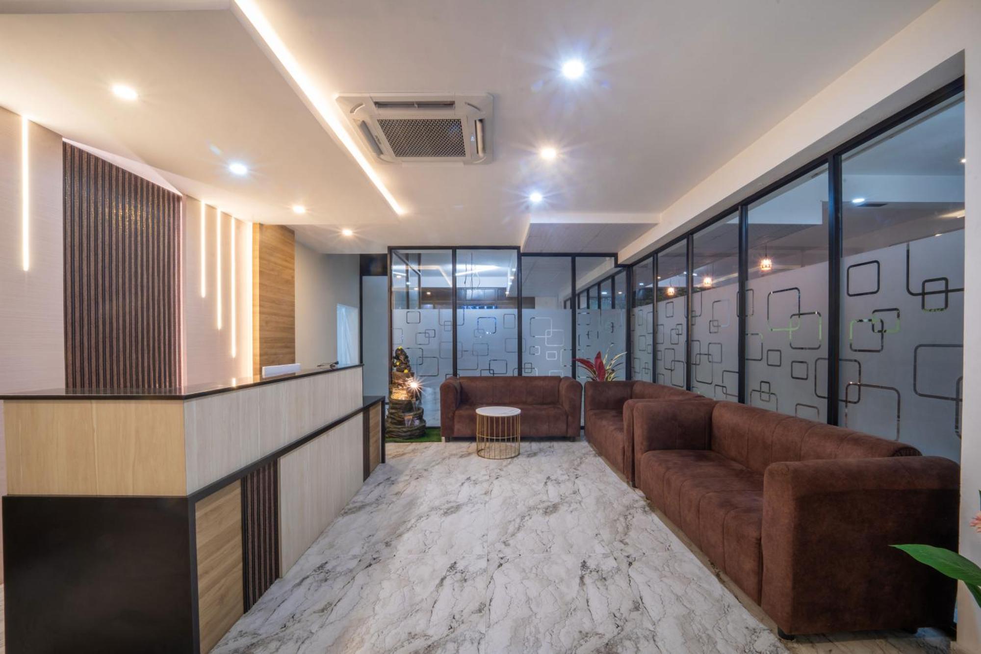 Vr Paradise Inn Kelambākkam 외부 사진