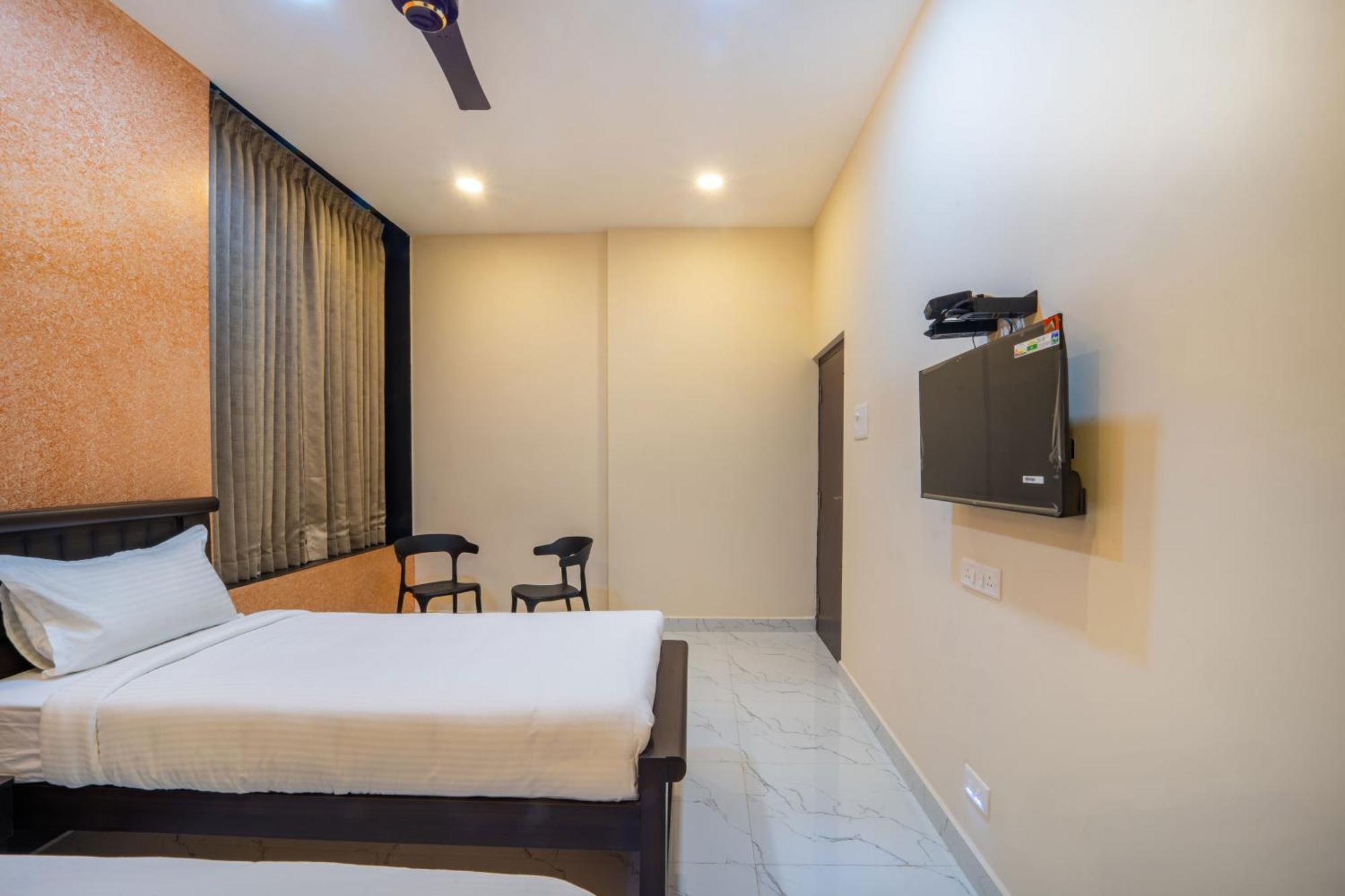 Vr Paradise Inn Kelambākkam 외부 사진