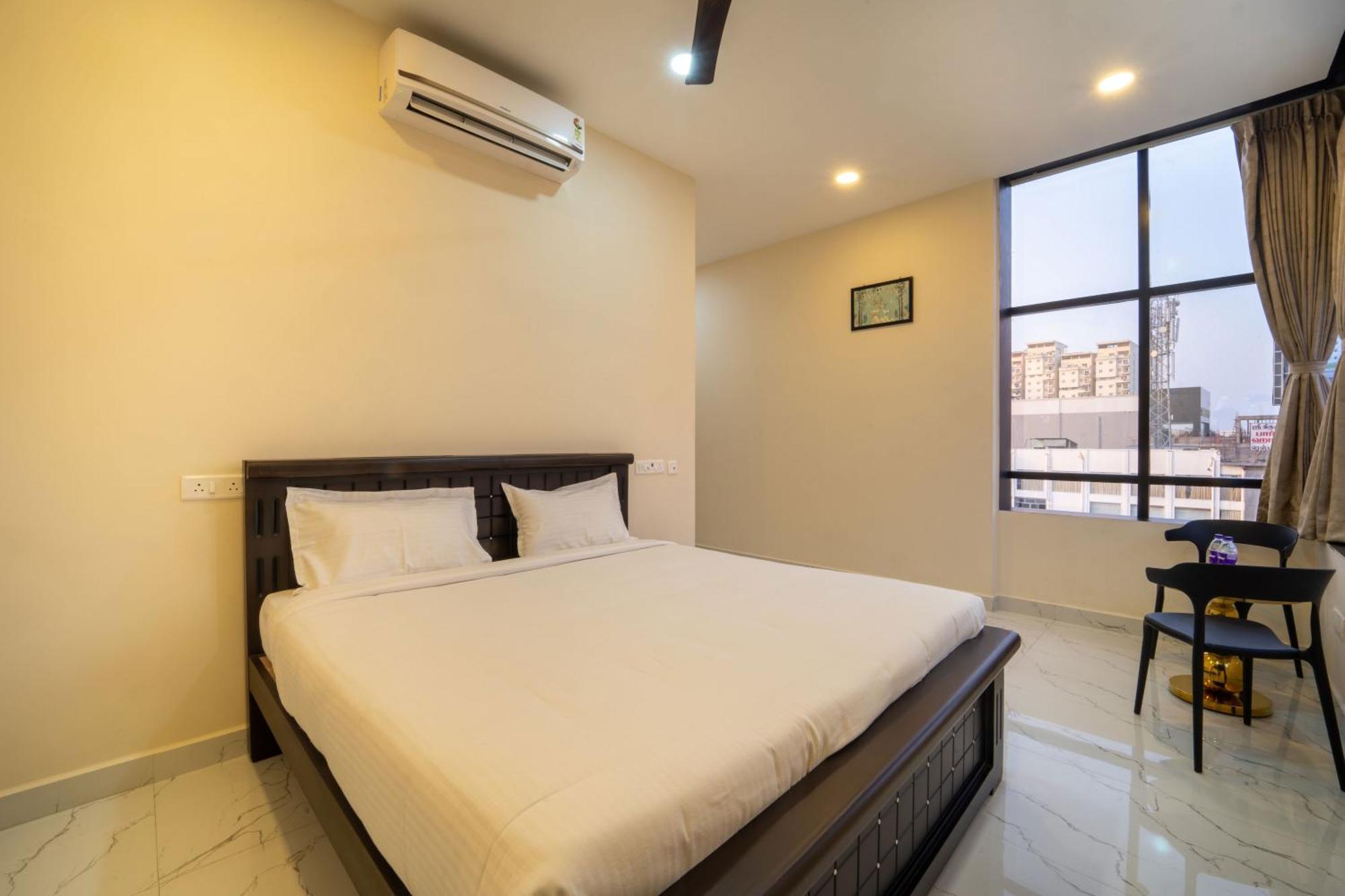 Vr Paradise Inn Kelambākkam 외부 사진