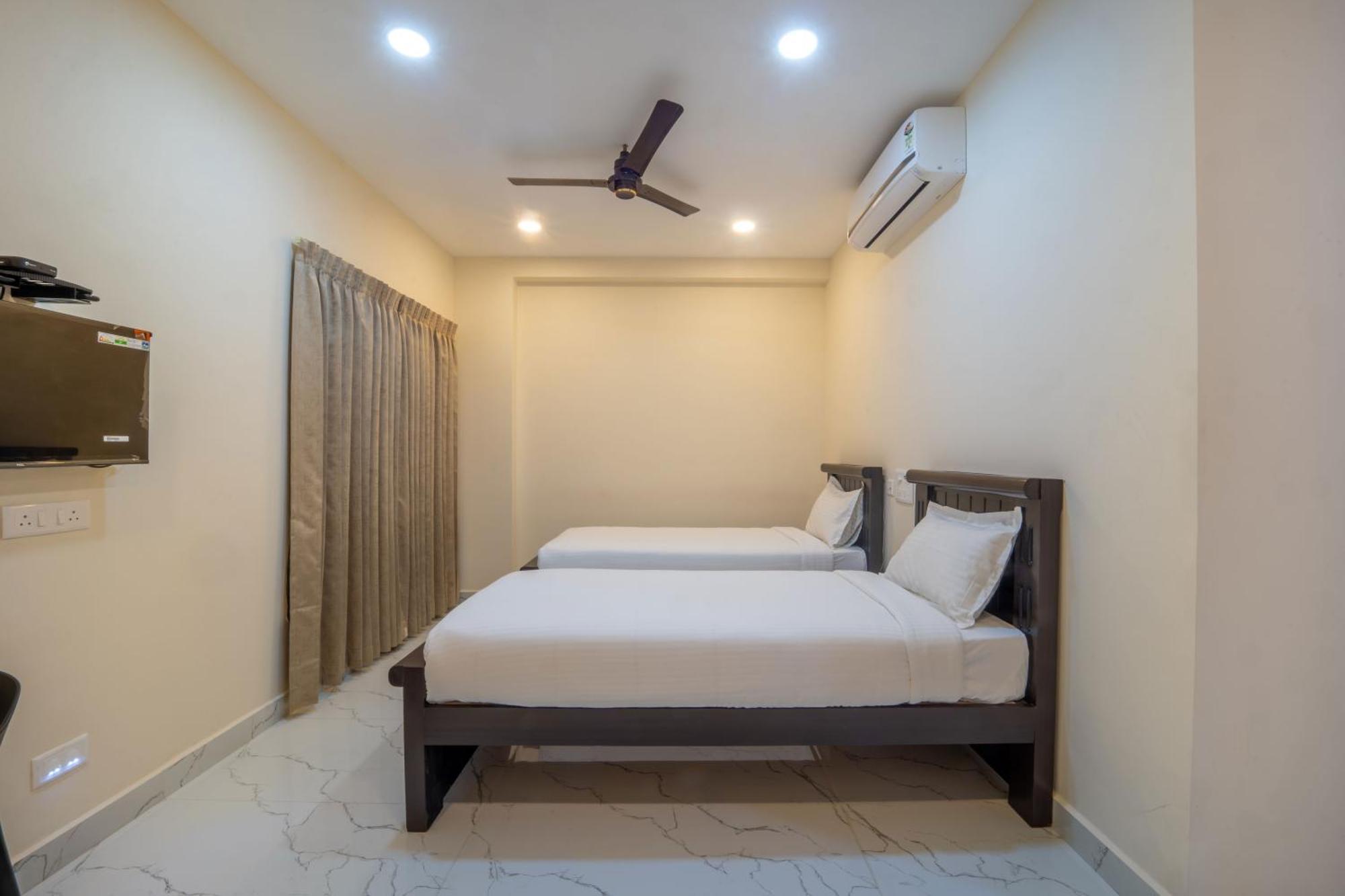 Vr Paradise Inn Kelambākkam 외부 사진
